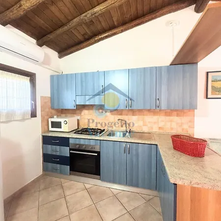 Genuasi * San Teodoro (Sardinia)
